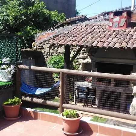 Casa De Pueblo En Galicia, A Forneira Leiro