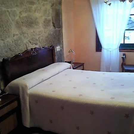 Casa De Pueblo En Galicia, A Forneira *